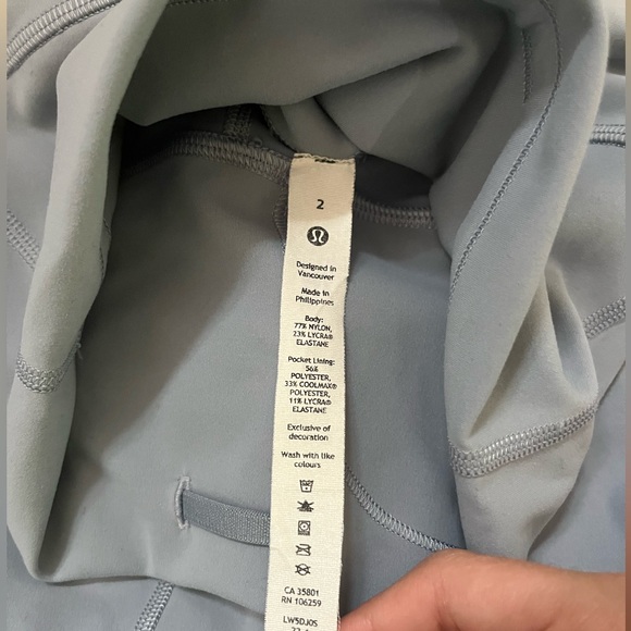 Lululemon leggings - Picture 2 of 4